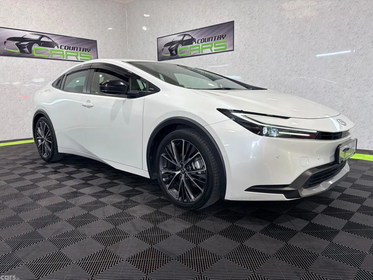 Toyota Prius Hatchback, Petrol Hybrid, 2023, White
