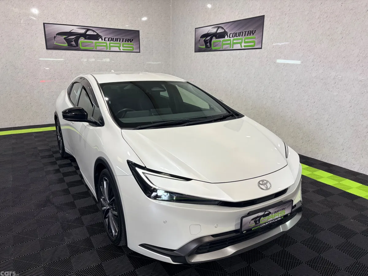 Toyota Prius Hatchback, Petrol Hybrid, 2023, White