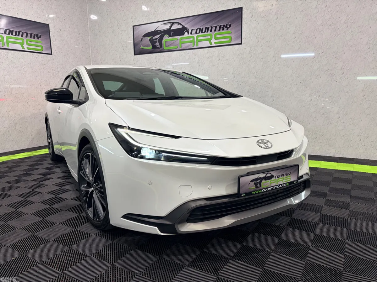Toyota Prius Hatchback, Petrol Hybrid, 2023, White