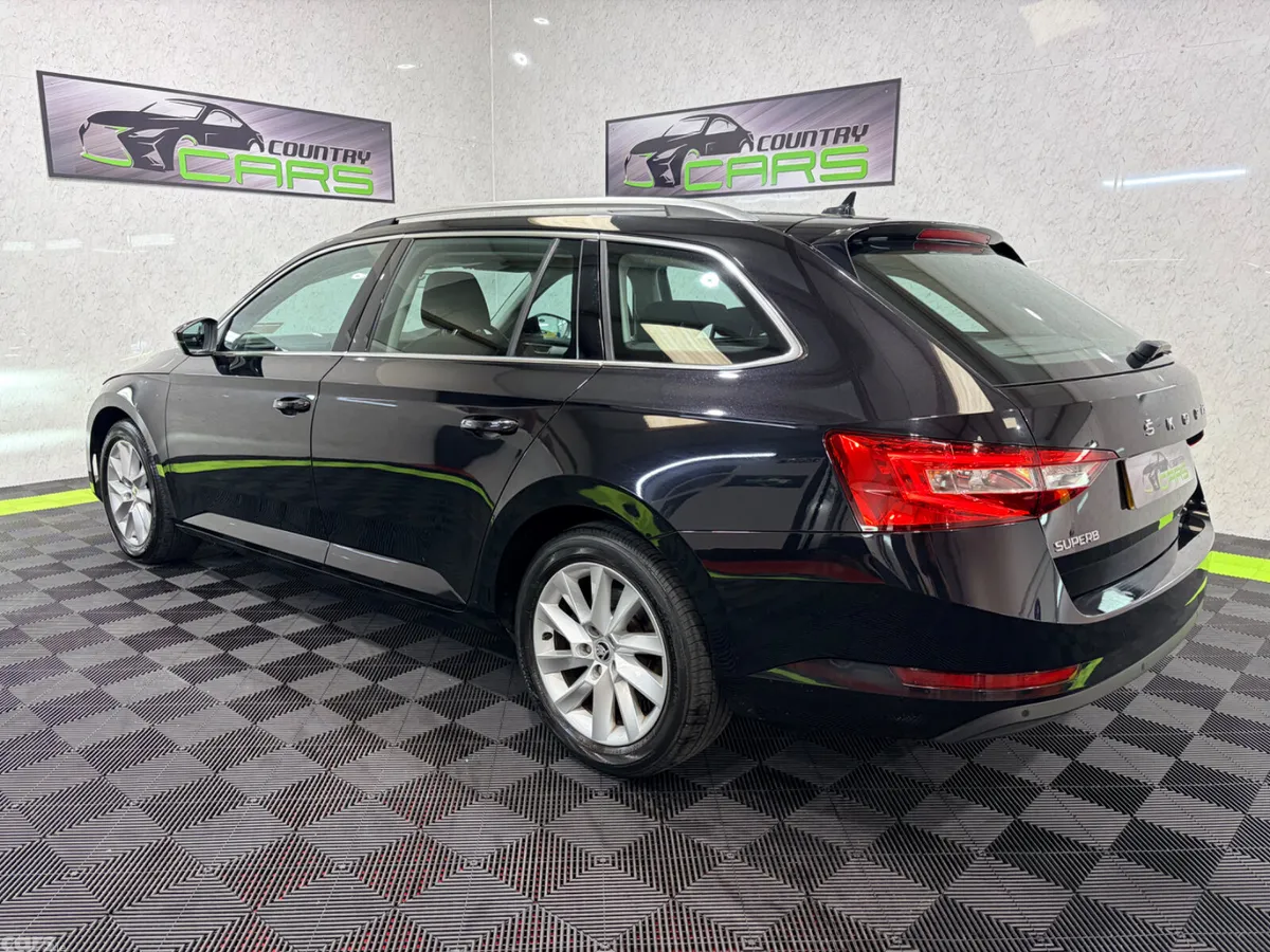 Skoda Superb Estate, Diesel, 2022, Black