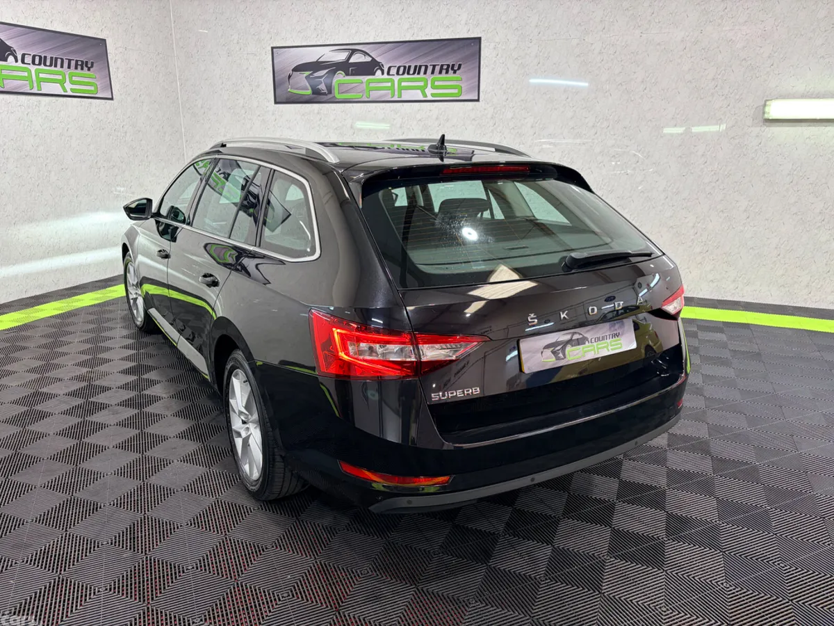 Skoda Superb Estate, Diesel, 2022, Black