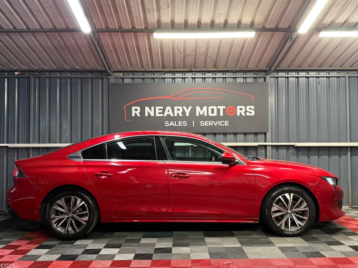Peugeot 508 Hatchback, Diesel, 2019, Red