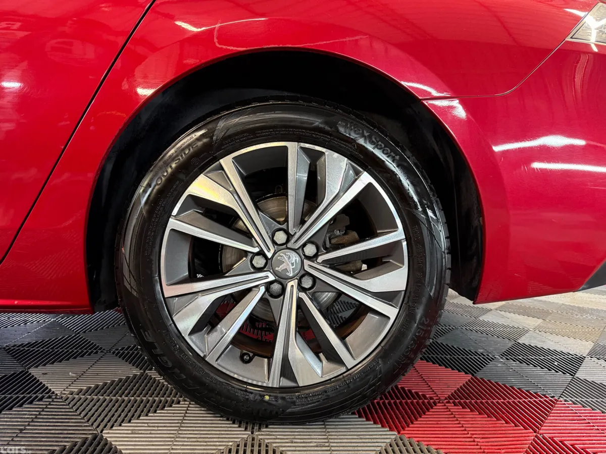 Peugeot 508 Hatchback, Diesel, 2019, Red