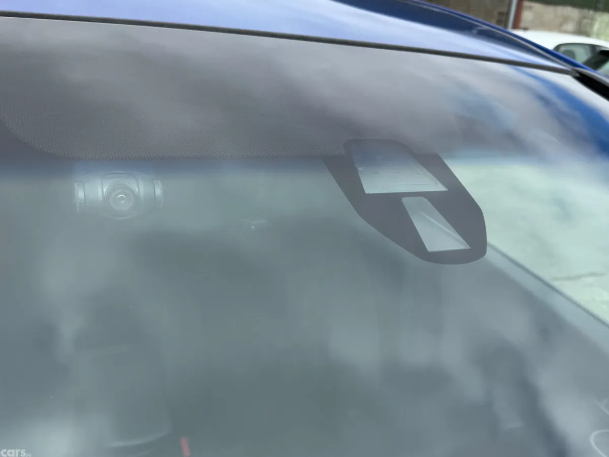 Honda Fit Hatchback, Petrol Hybrid, 2014, Blue