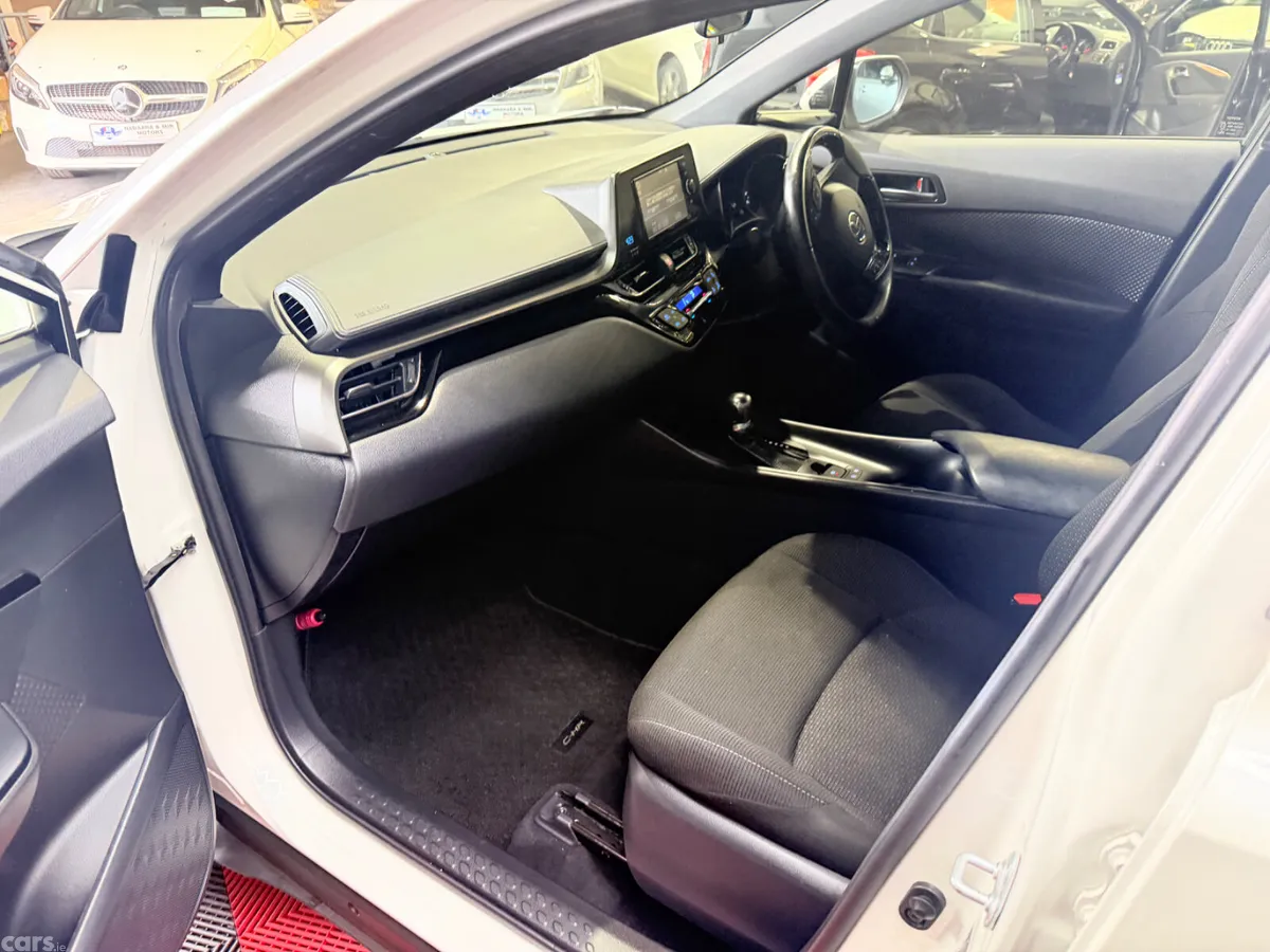 Toyota C-HR Van, Petrol Hybrid, 2018, White