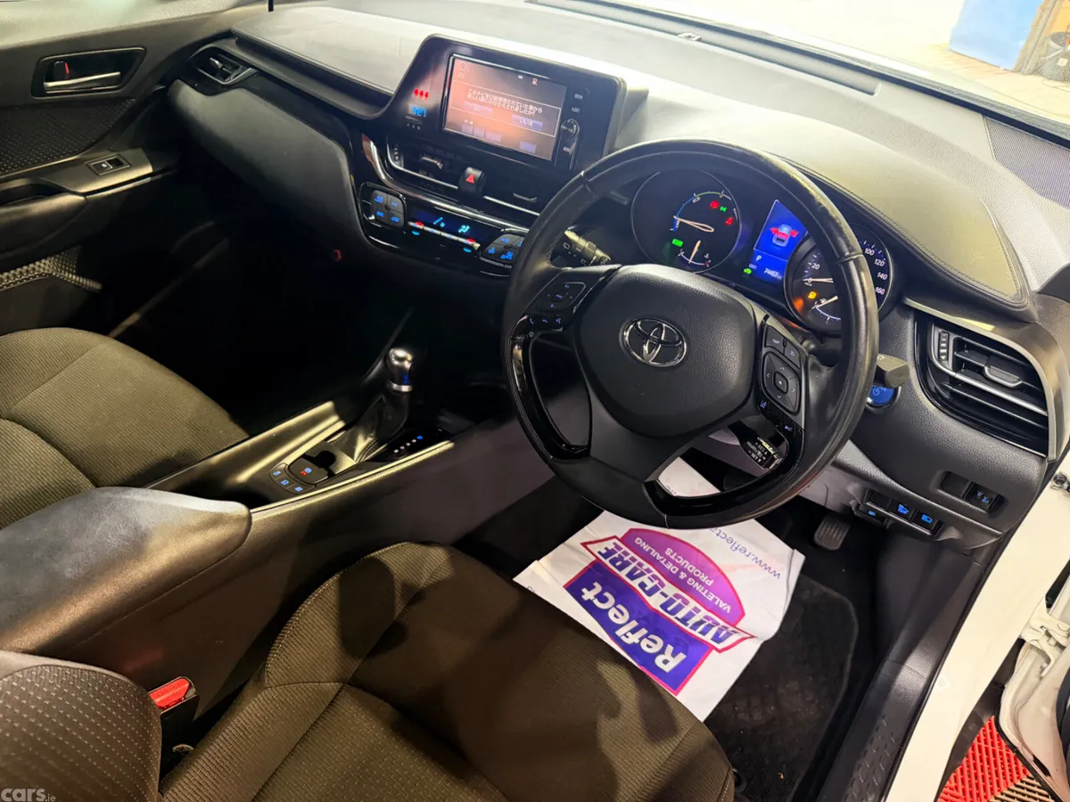 Toyota C-HR Van, Petrol Hybrid, 2018, White