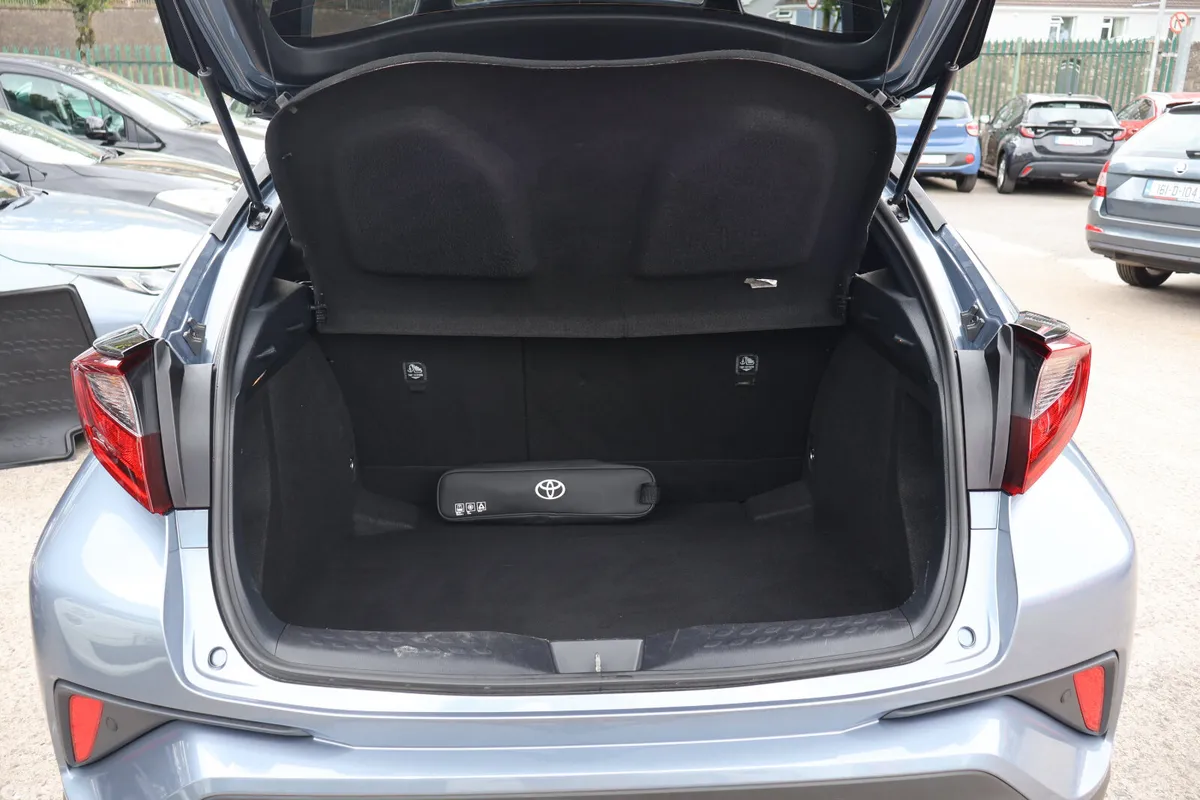 Toyota C-HR Hatchback, Petrol Hybrid, 2022, Grey