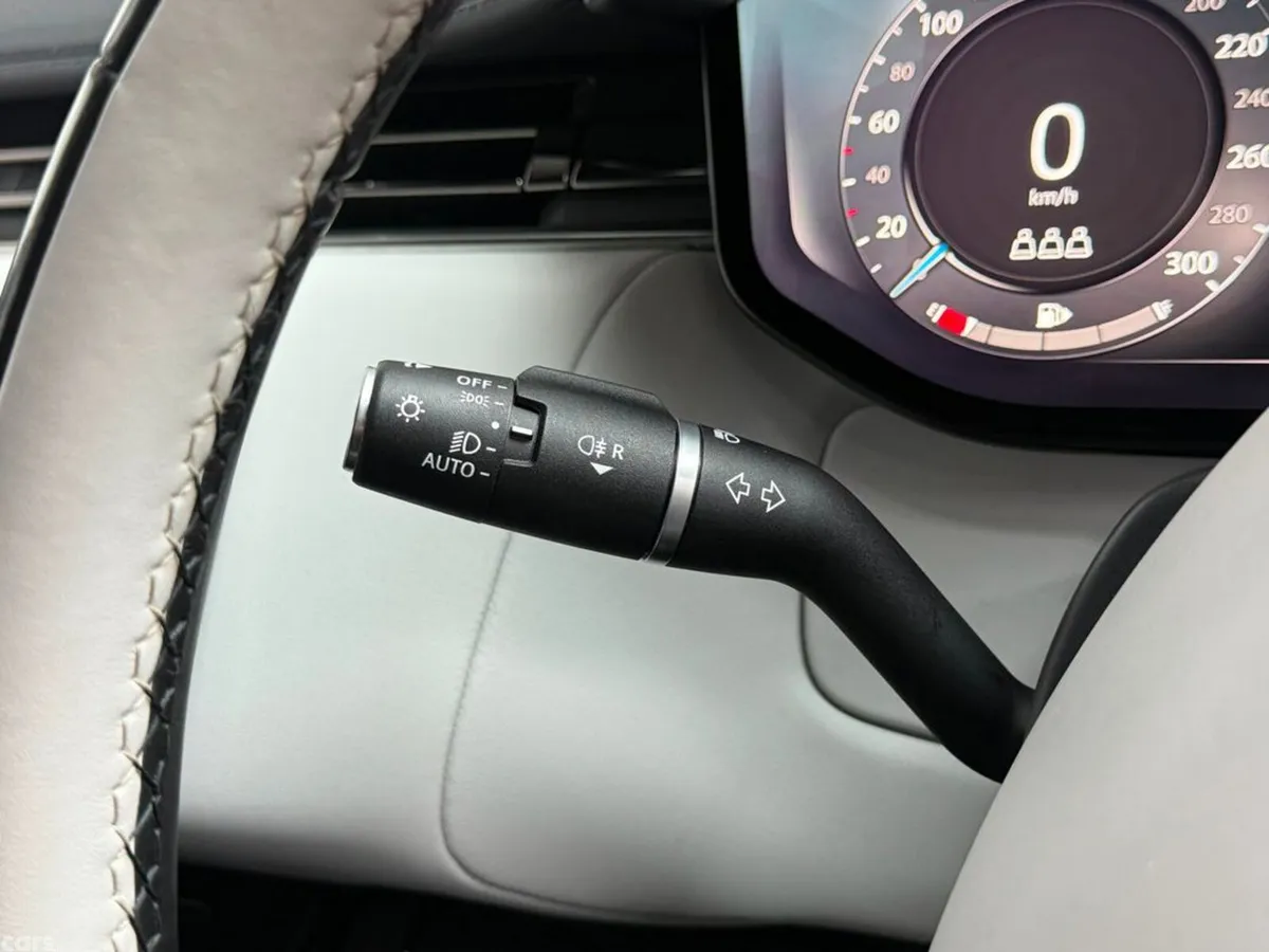 Land Rover Range Rover Sport SUV, Petrol Plug-in Hybrid, 2023, Black