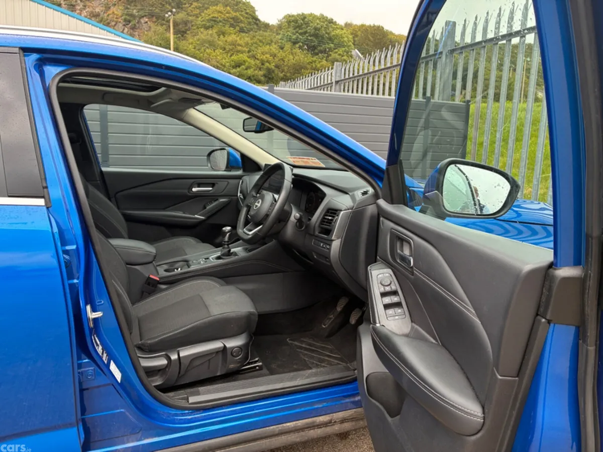 Nissan Qashqai SUV, Petrol Hybrid, 2024, Blue