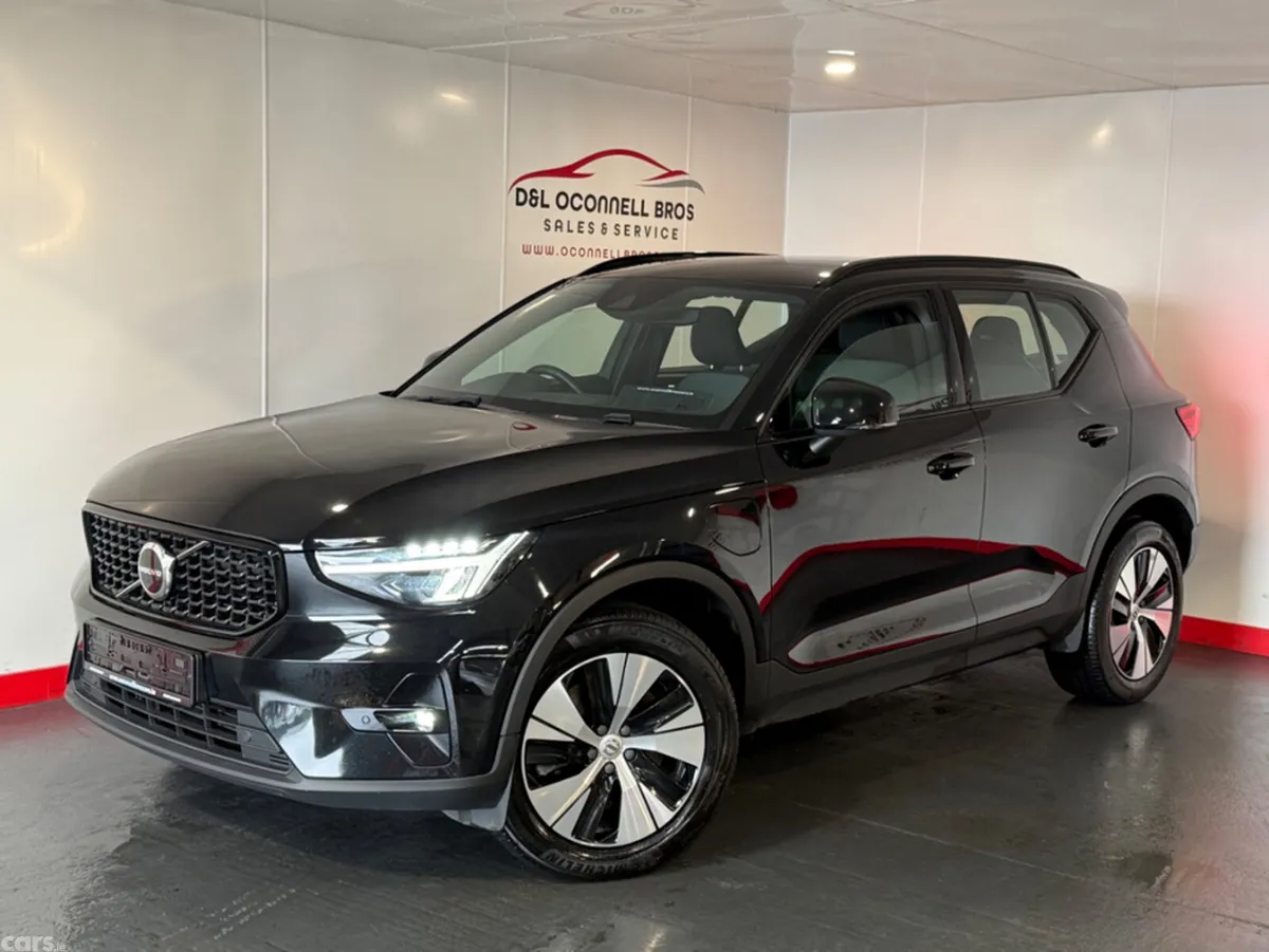Volvo XC40 Estate, Petrol Plug-in Hybrid, 2023, Black