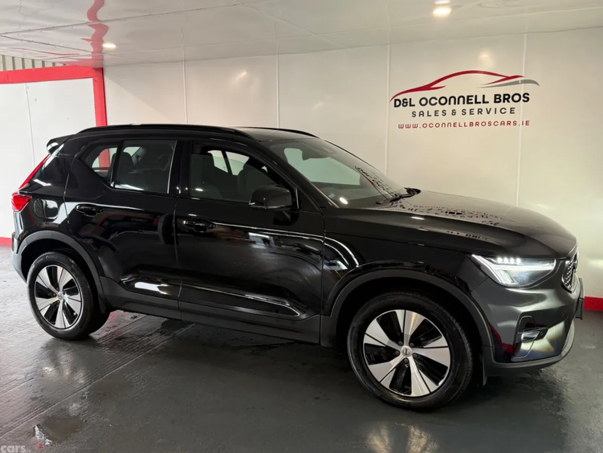 Volvo XC40 Estate, Petrol Plug-in Hybrid, 2023, Black