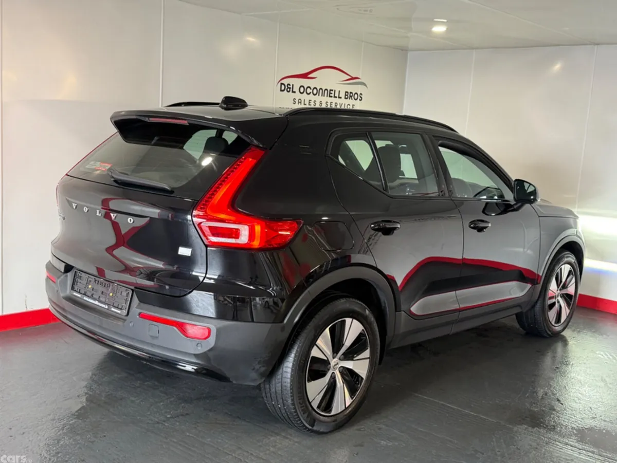 Volvo XC40 Estate, Petrol Plug-in Hybrid, 2023, Black