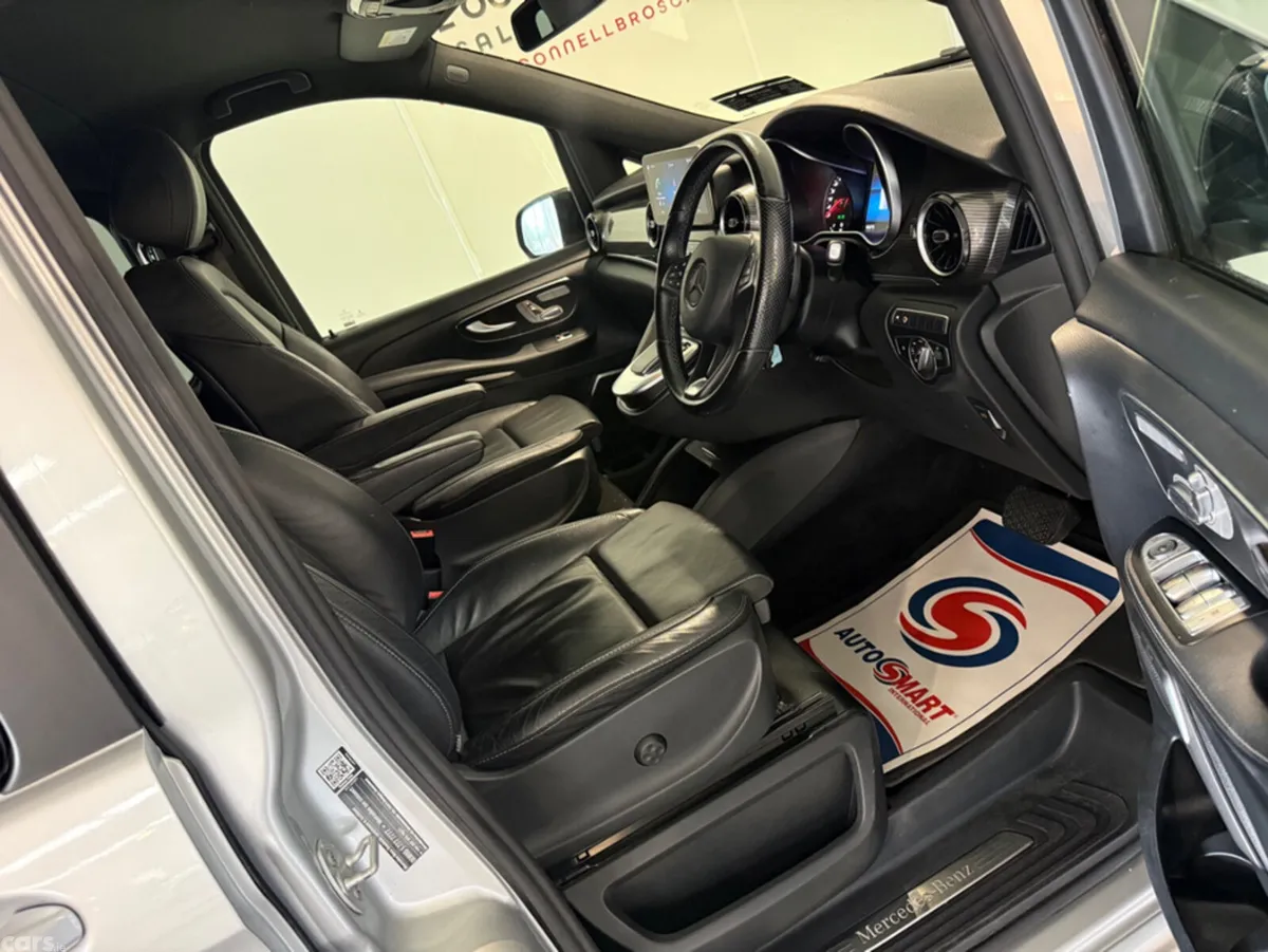 Mercedes-Benz EQV MPV, Electric, 2022, Silver