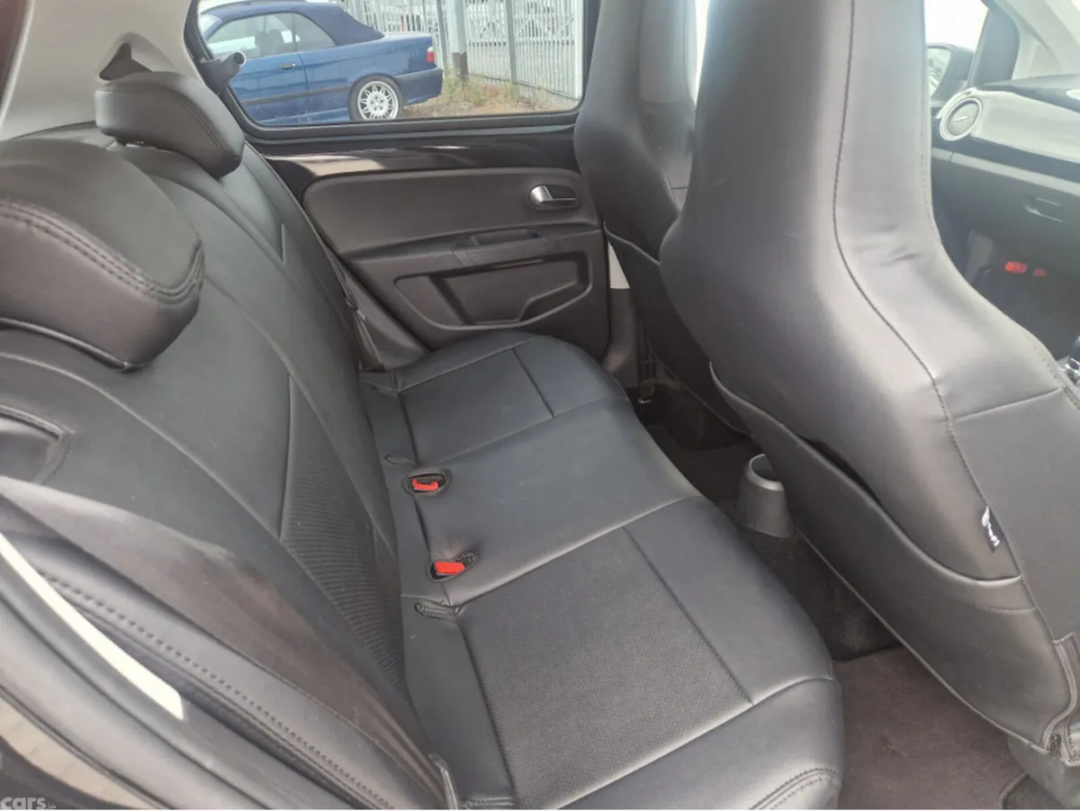 Volkswagen up! Hatchback, Petrol, 2013, Blue