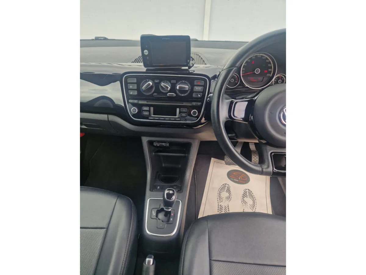 Volkswagen up! Hatchback, Petrol, 2013, Blue