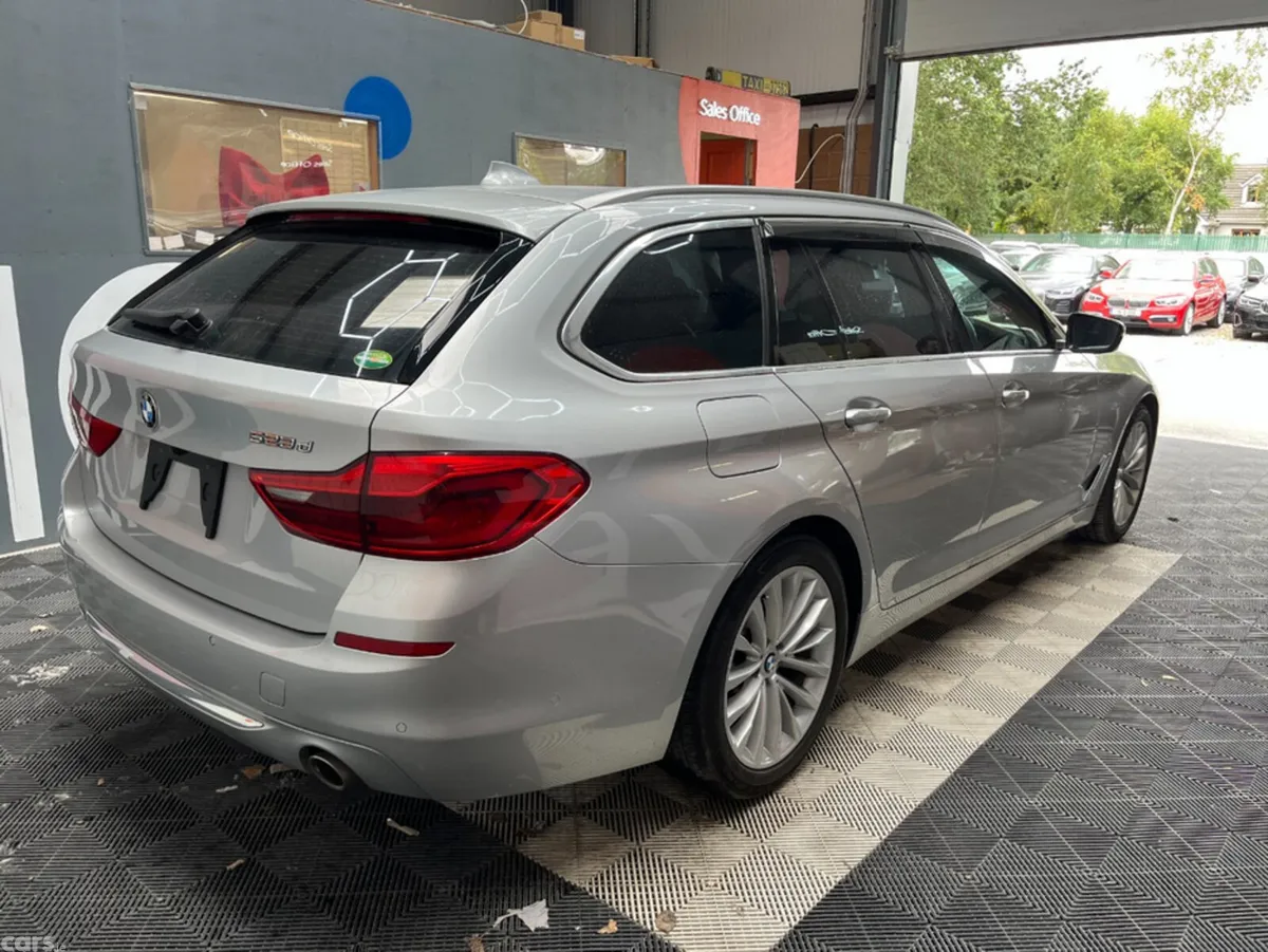BMW 3-Series Estate, Diesel, 2019, Silver