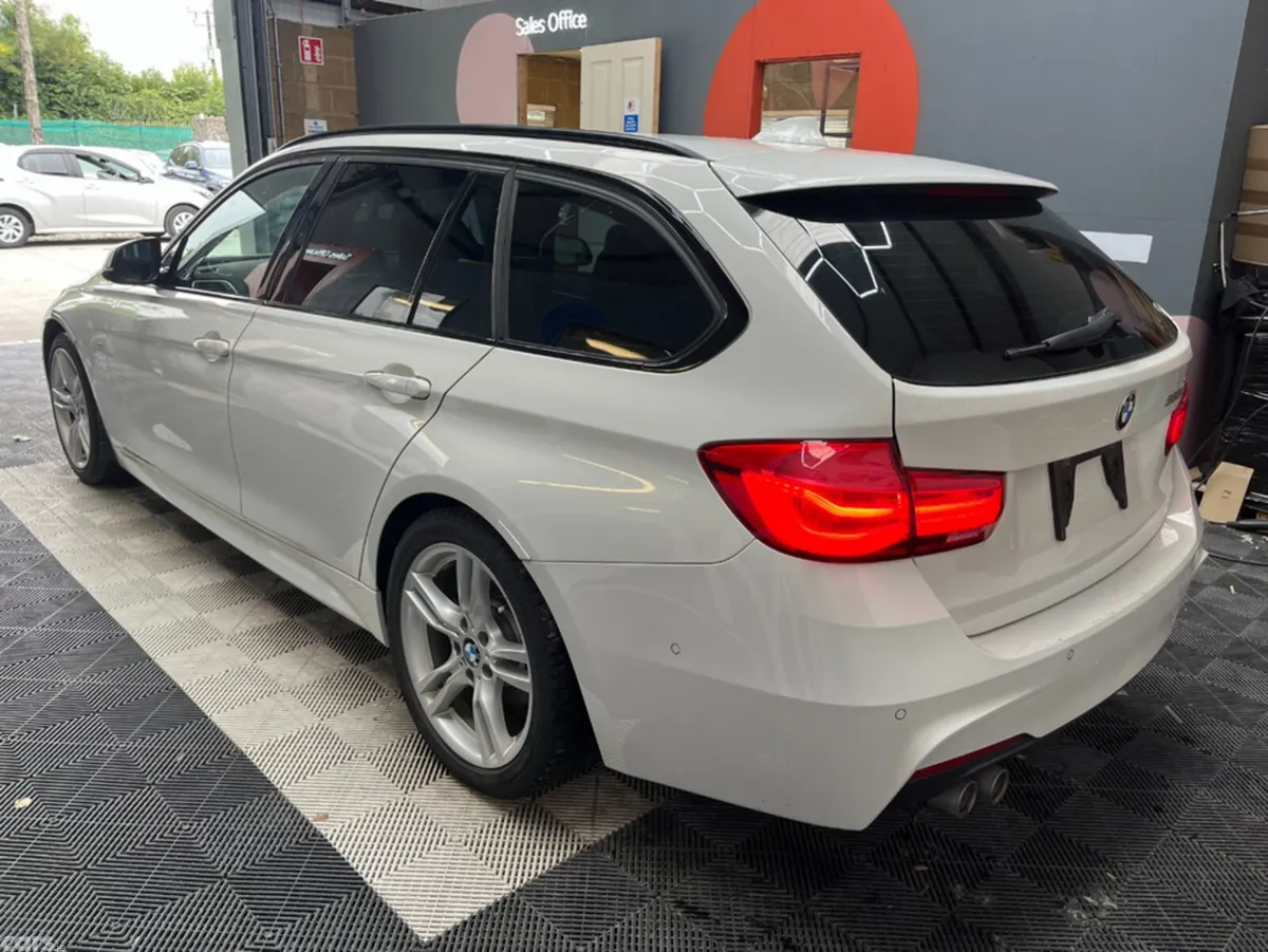 BMW 3-Series Estate, Diesel, 2019, White