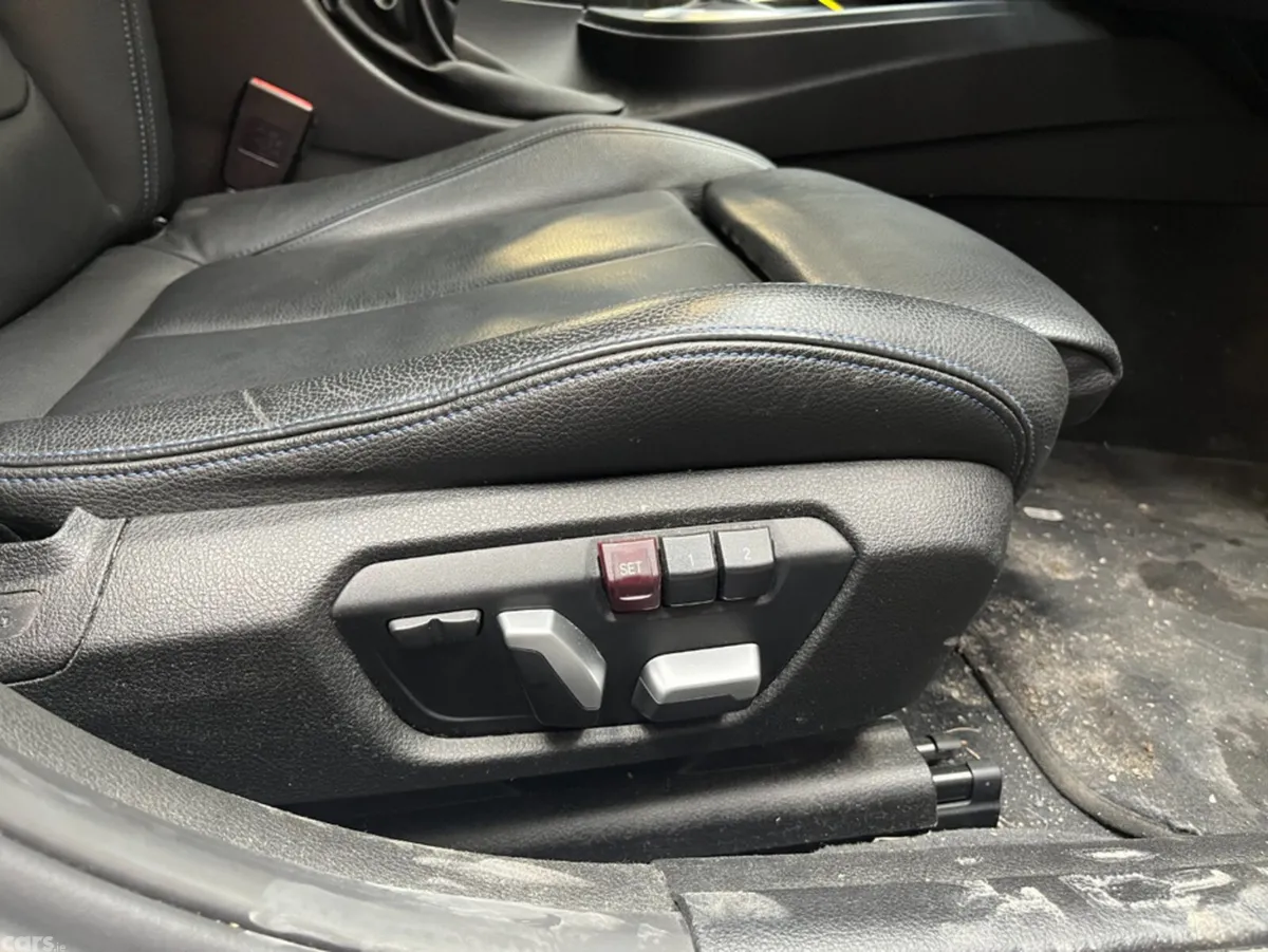 BMW 3-Series Estate, Diesel, 2019, White