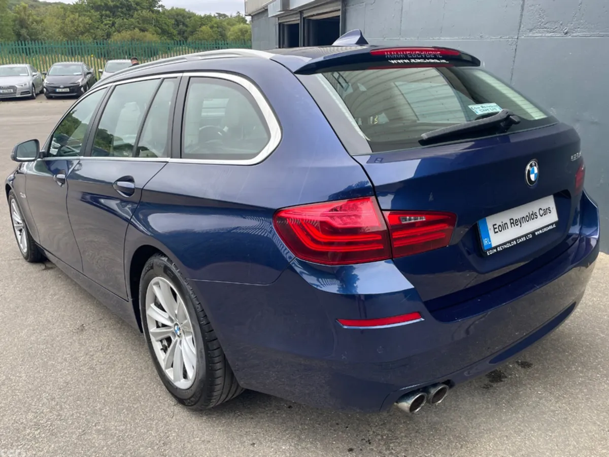 BMW 5-Series Estate, Diesel, 2016, Blue