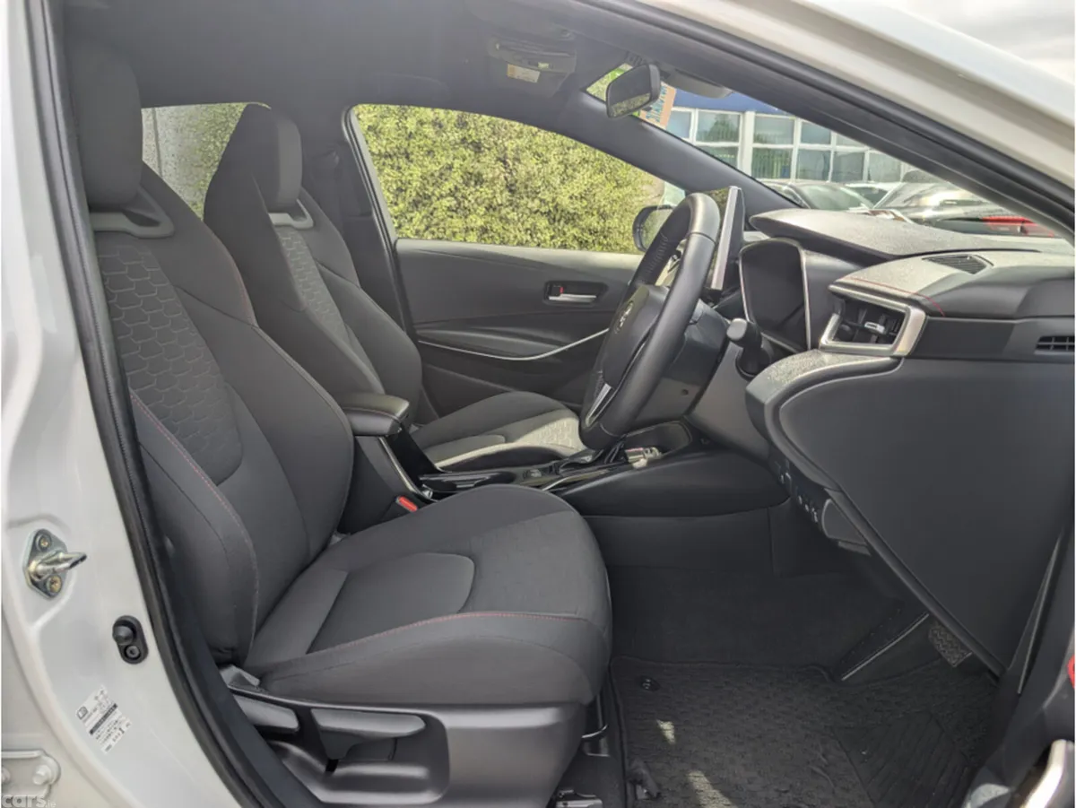 Toyota Corolla Hatchback, Petrol Hybrid, 2025, White