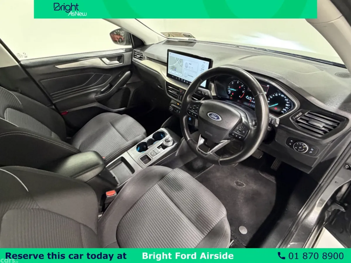 Ford Focus Hatchback, Diesel, 2023, Grey