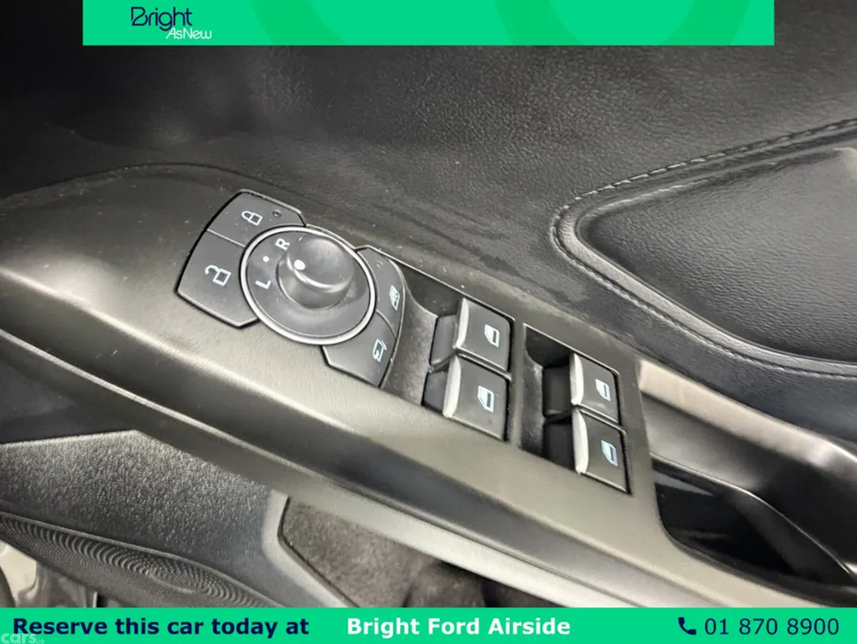 Ford Focus Hatchback, Diesel, 2023, Grey