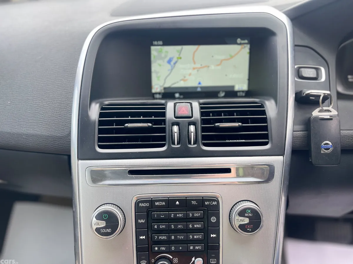 Volvo XC60 SUV, Diesel, 2017, Blue