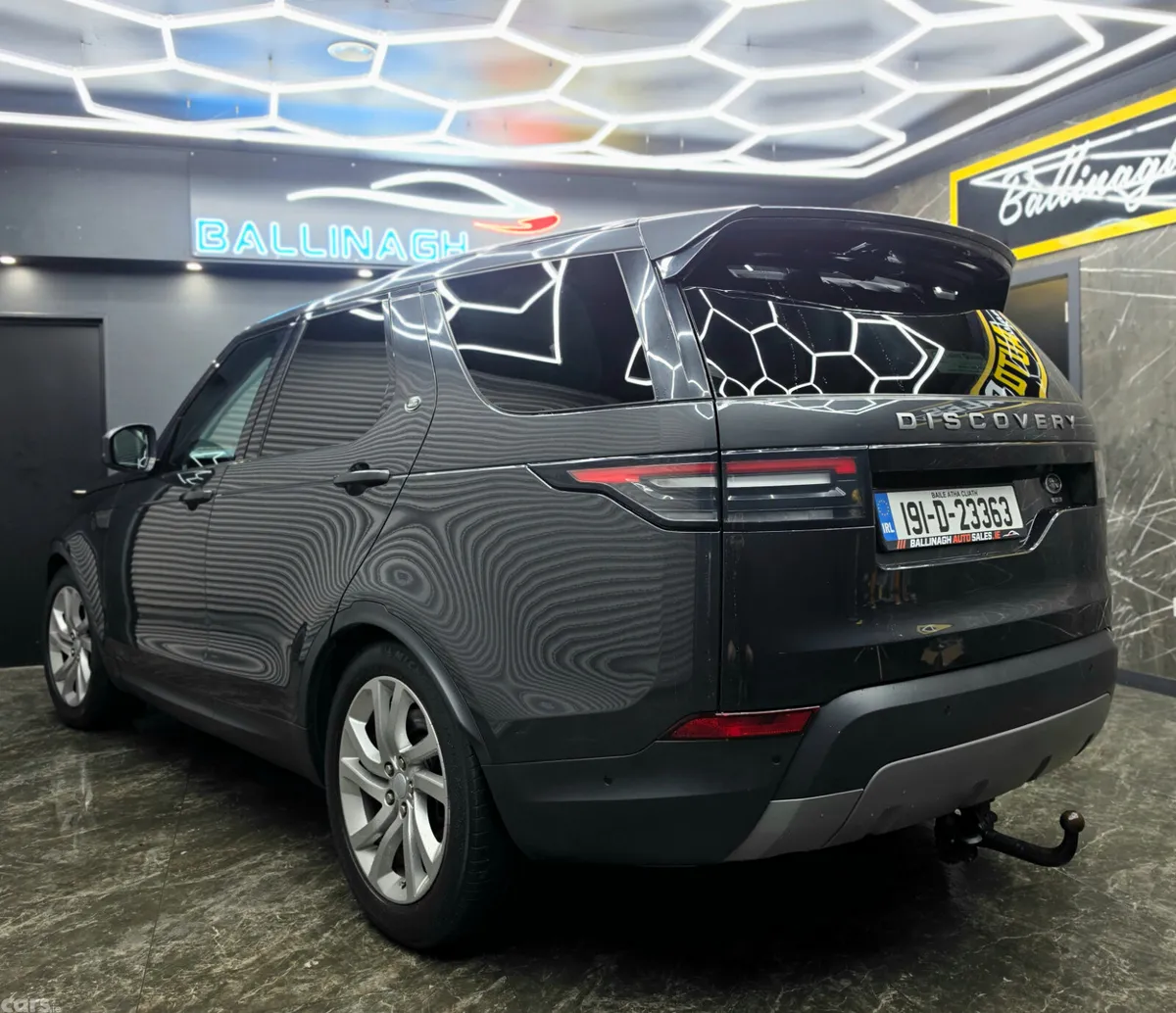 Land Rover Discovery SUV, Diesel, 2019, Grey
