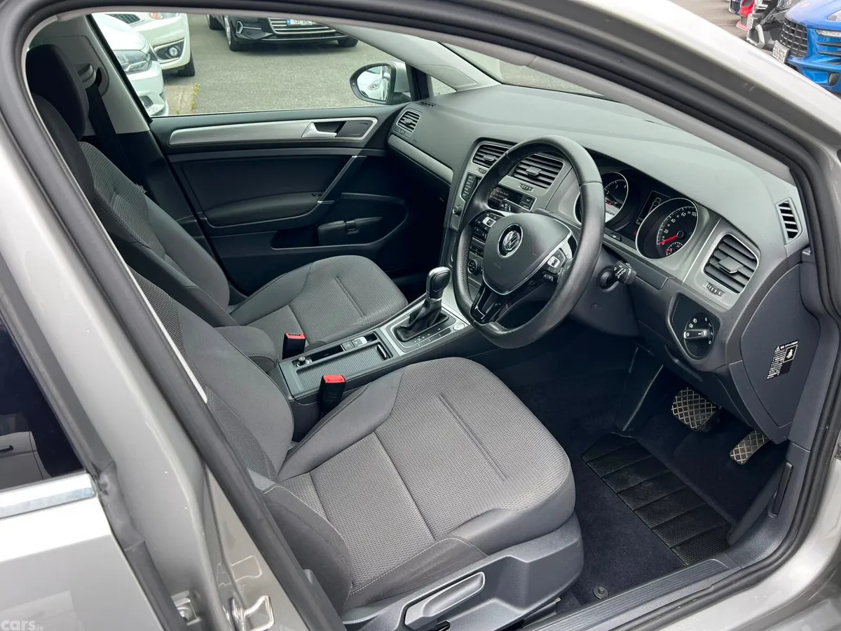 Volkswagen Golf Estate, Petrol, 2017, Grey