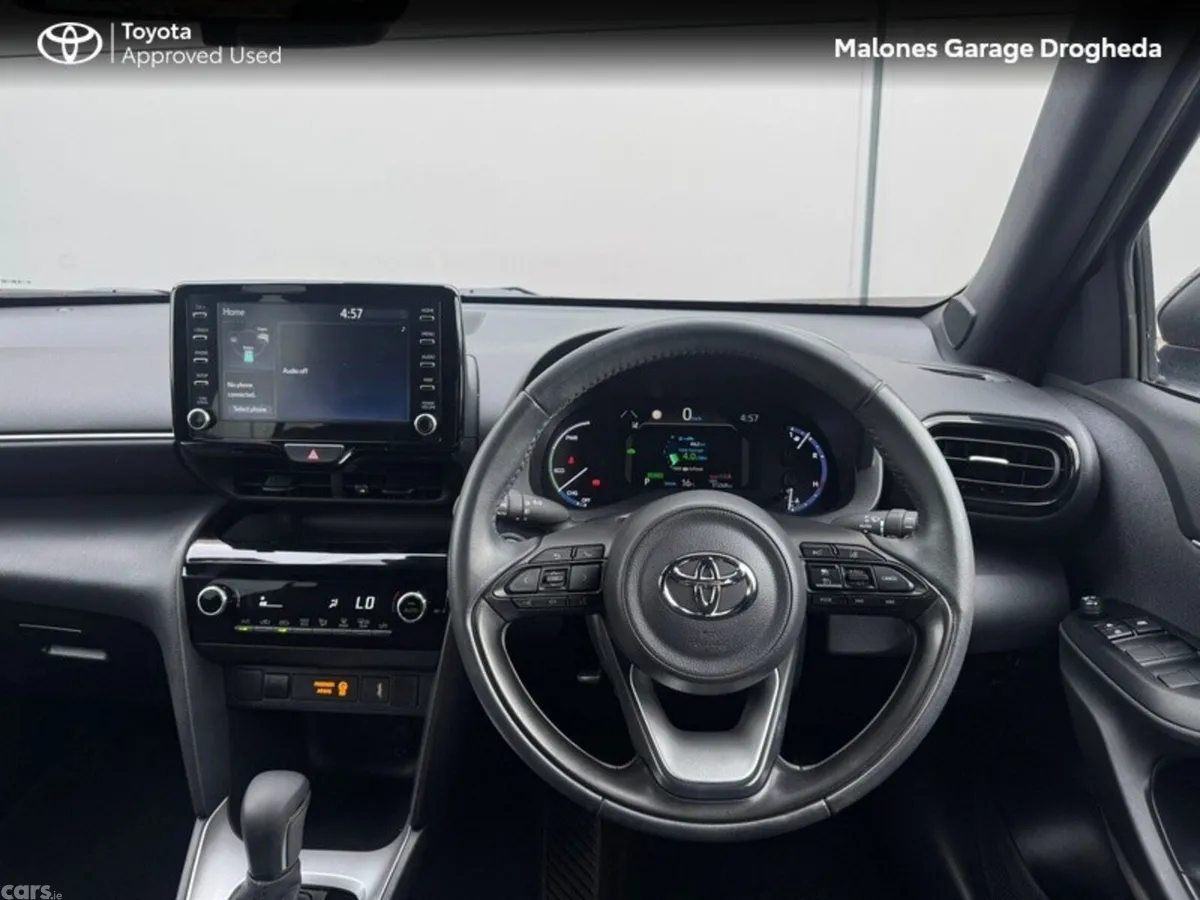 Toyota Yaris Cross Hatchback, Petrol Hybrid, 2023, Red