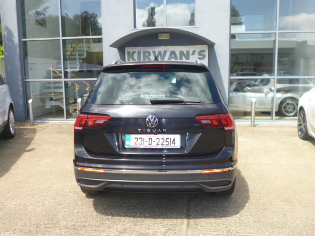 Volkswagen Tiguan SUV, Diesel, 2023, Black