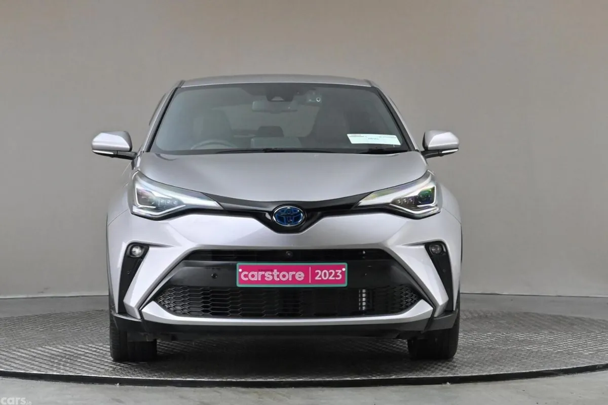 Toyota C-HR SUV, Petrol Hybrid, 2023, Silver