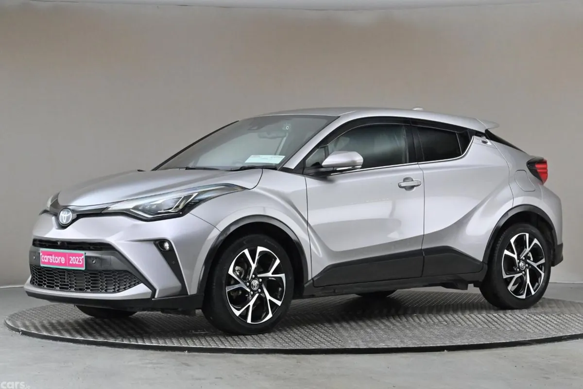 Toyota C-HR SUV, Petrol Hybrid, 2023, Silver