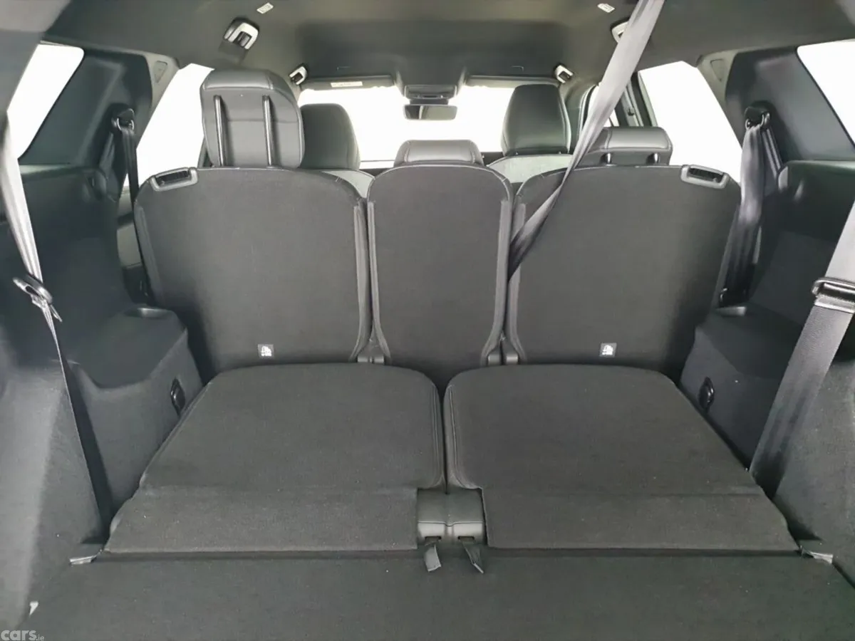 Peugeot 5008 MPV, Petrol, 2025, Grey