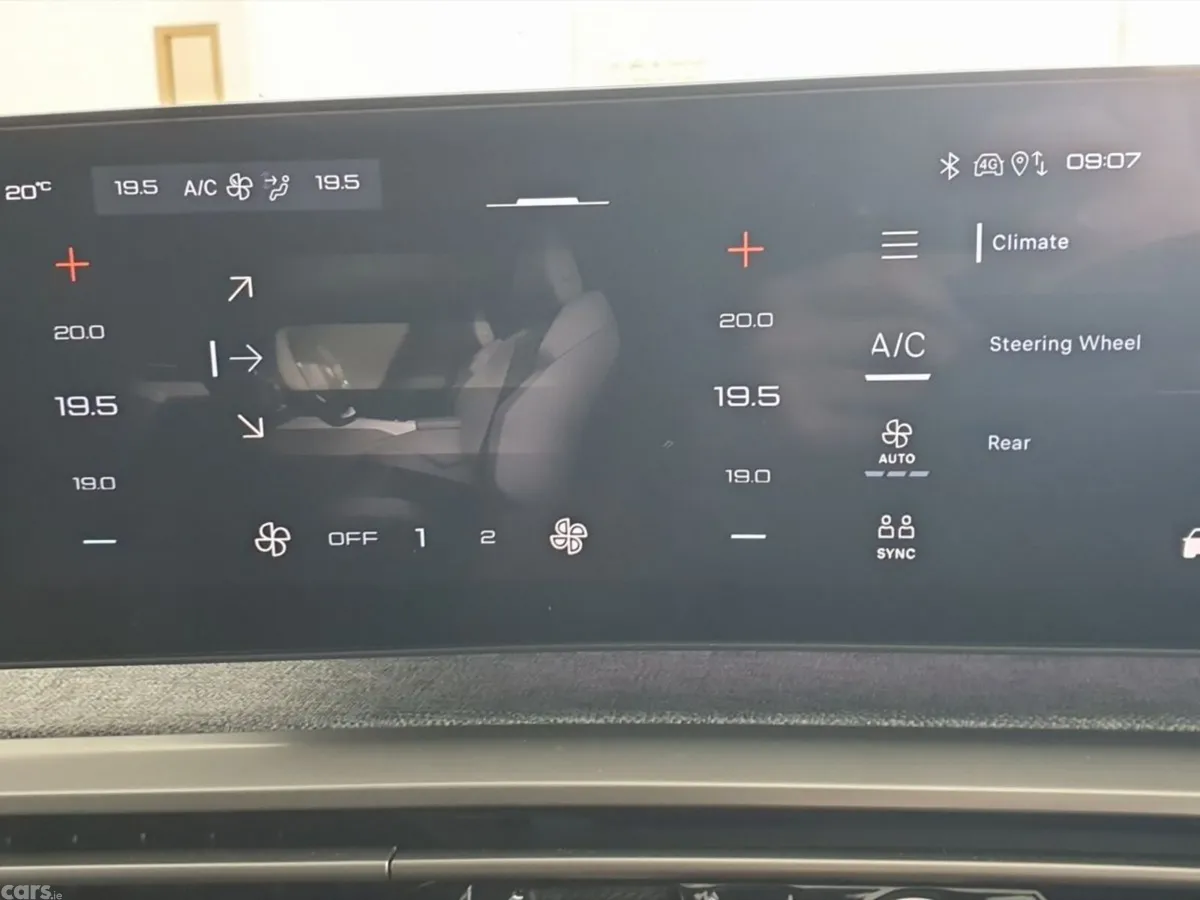 Peugeot 5008 MPV, Petrol, 2025, Grey
