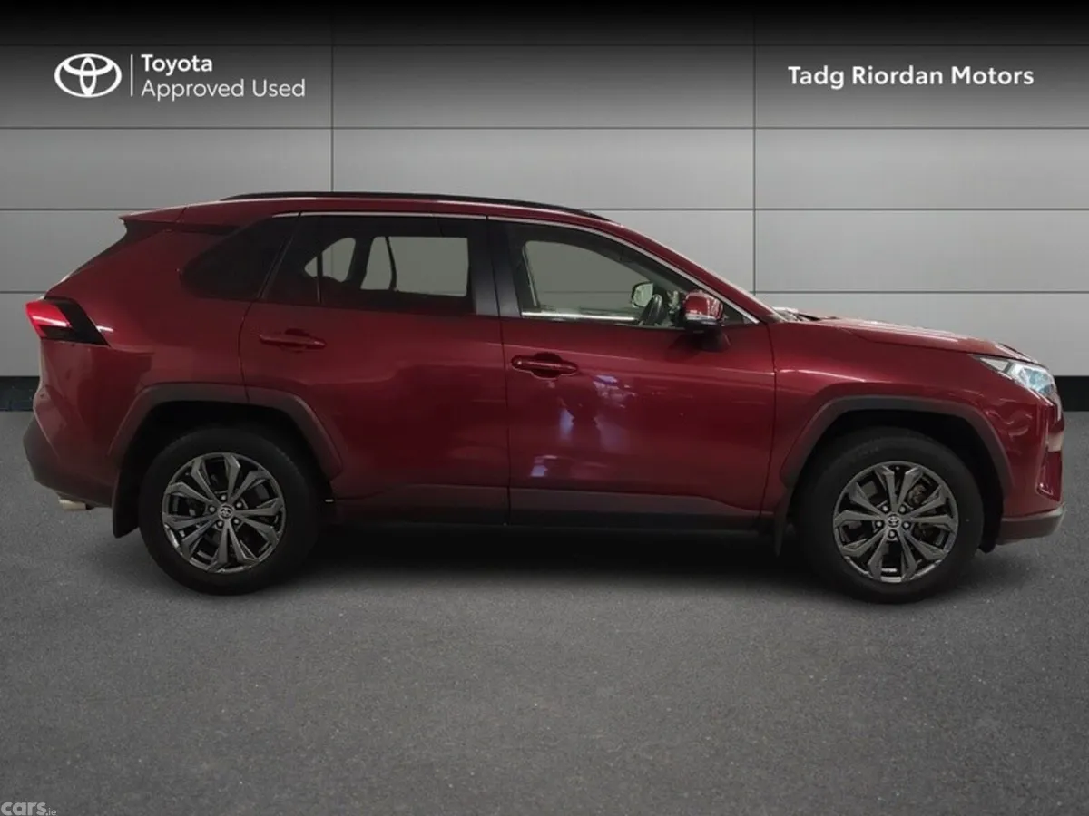 Toyota RAV4 SUV, Petrol Hybrid, 2023, Red