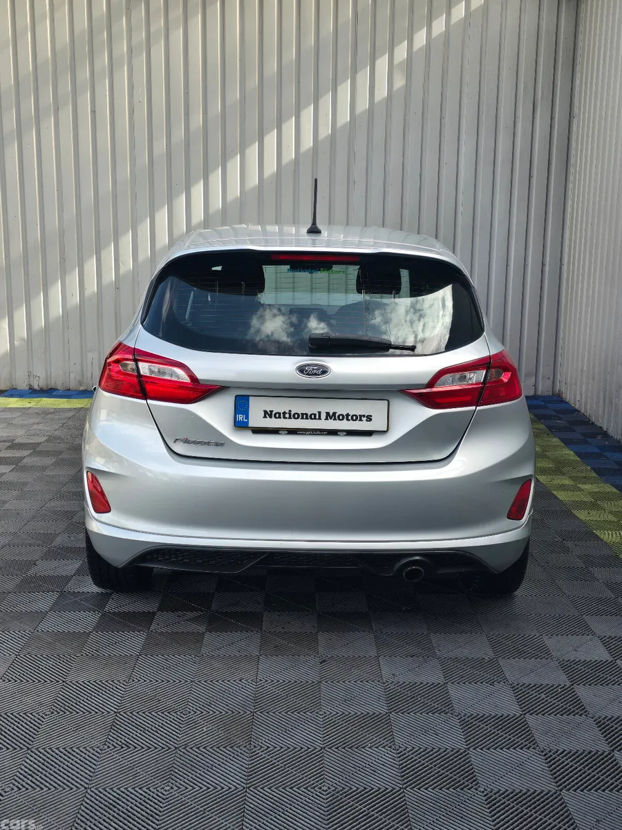 Ford Fiesta Hatchback, Petrol, 2019, Silver