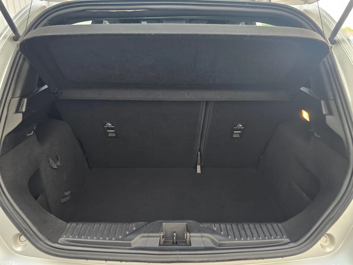 Ford Fiesta Hatchback, Petrol, 2019, Silver