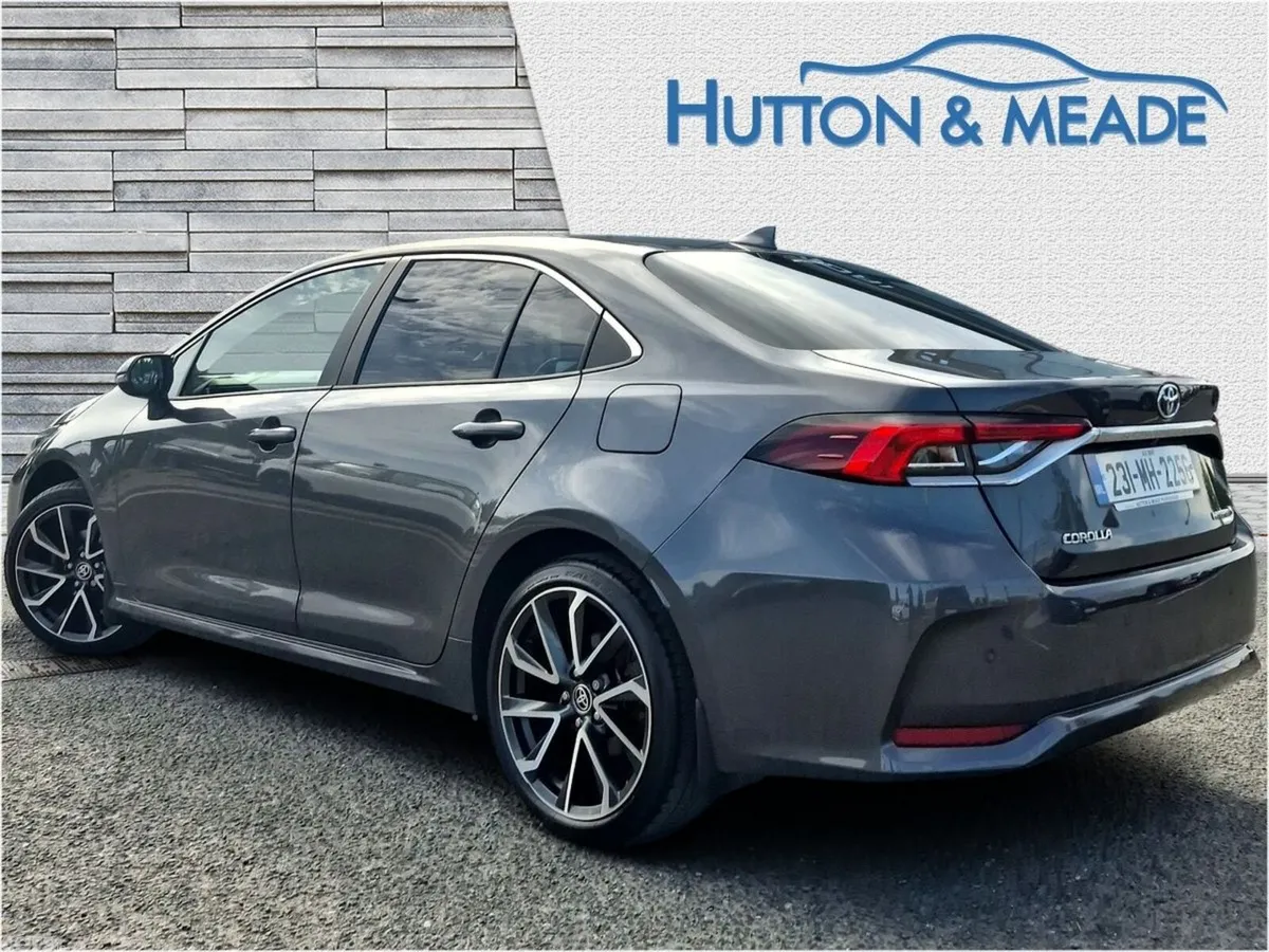 Toyota Corolla Saloon, Petrol Hybrid, 2023, Grey