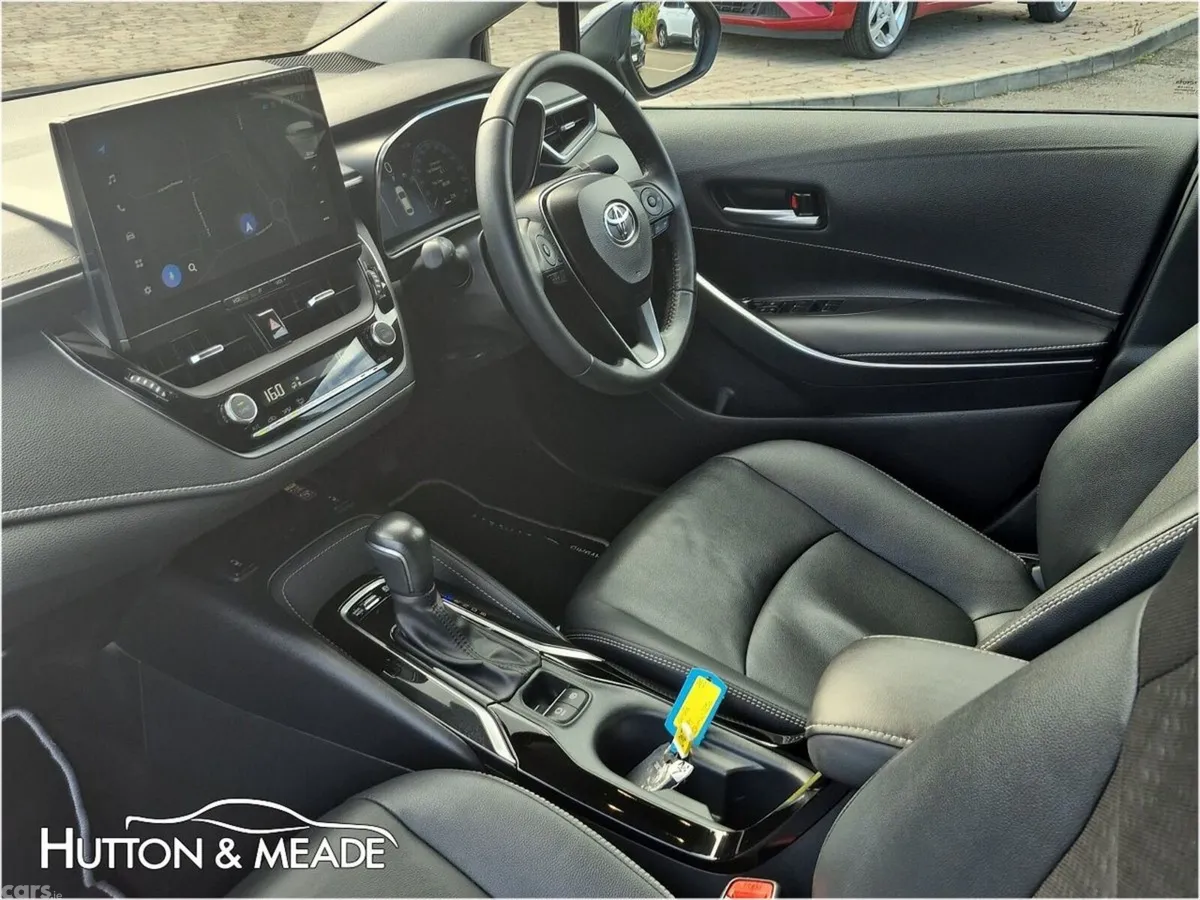 Toyota Corolla Saloon, Petrol Hybrid, 2023, Grey