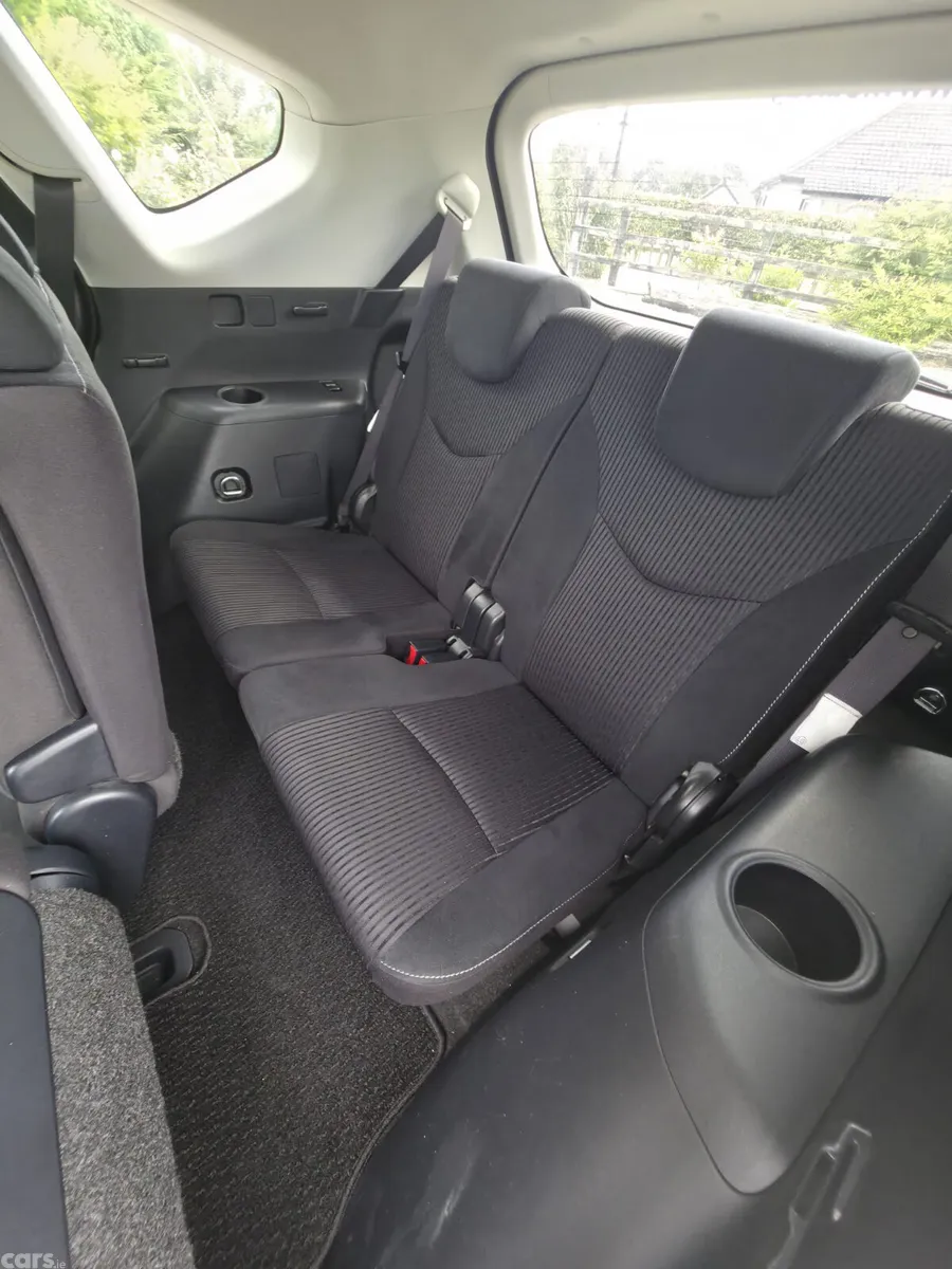 Toyota Prius Estate, Petrol Hybrid, 2017, Blue