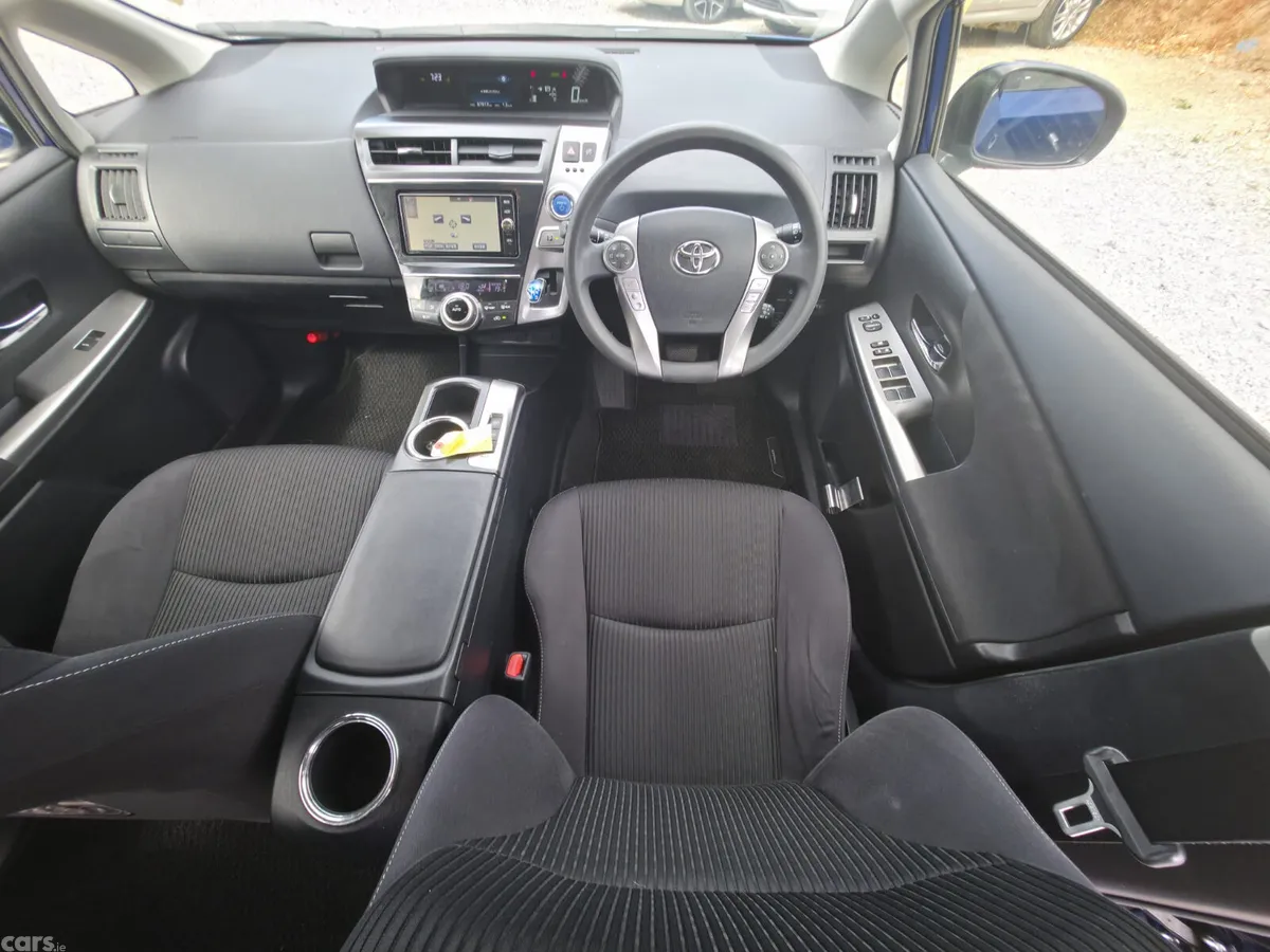 Toyota Prius Estate, Petrol Hybrid, 2017, Blue