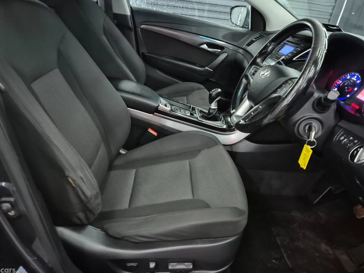 Hyundai i40 Estate/Jeep, Diesel, 2014, Grey