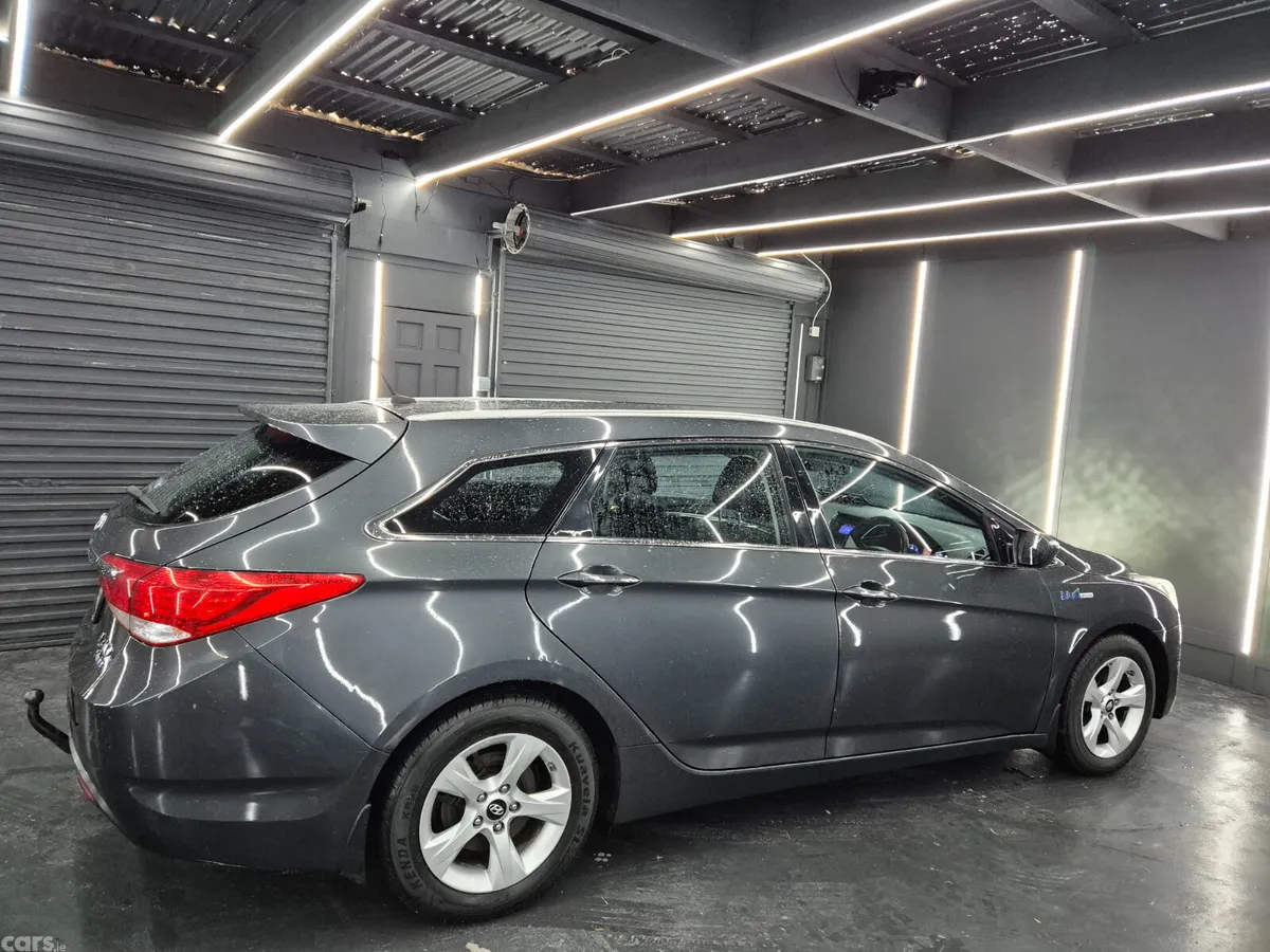 Hyundai i40 Estate/Jeep, Diesel, 2014, Grey