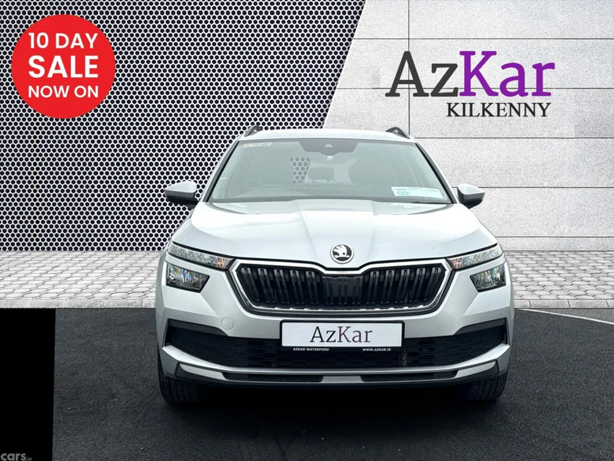 Skoda Kamiq Hatchback, Petrol, 2023, Grey