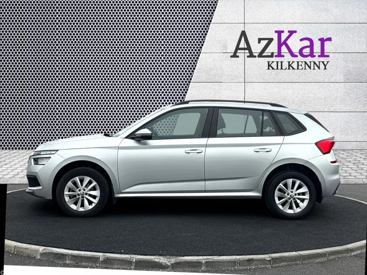 Skoda Kamiq Hatchback, Petrol, 2023, Grey
