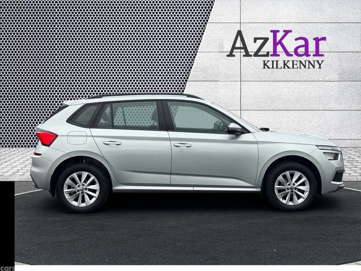 Skoda Kamiq Hatchback, Petrol, 2023, Grey