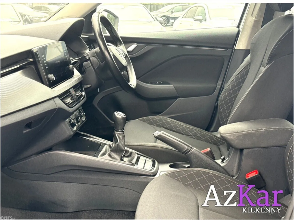 Skoda Kamiq Hatchback, Petrol, 2023, Grey
