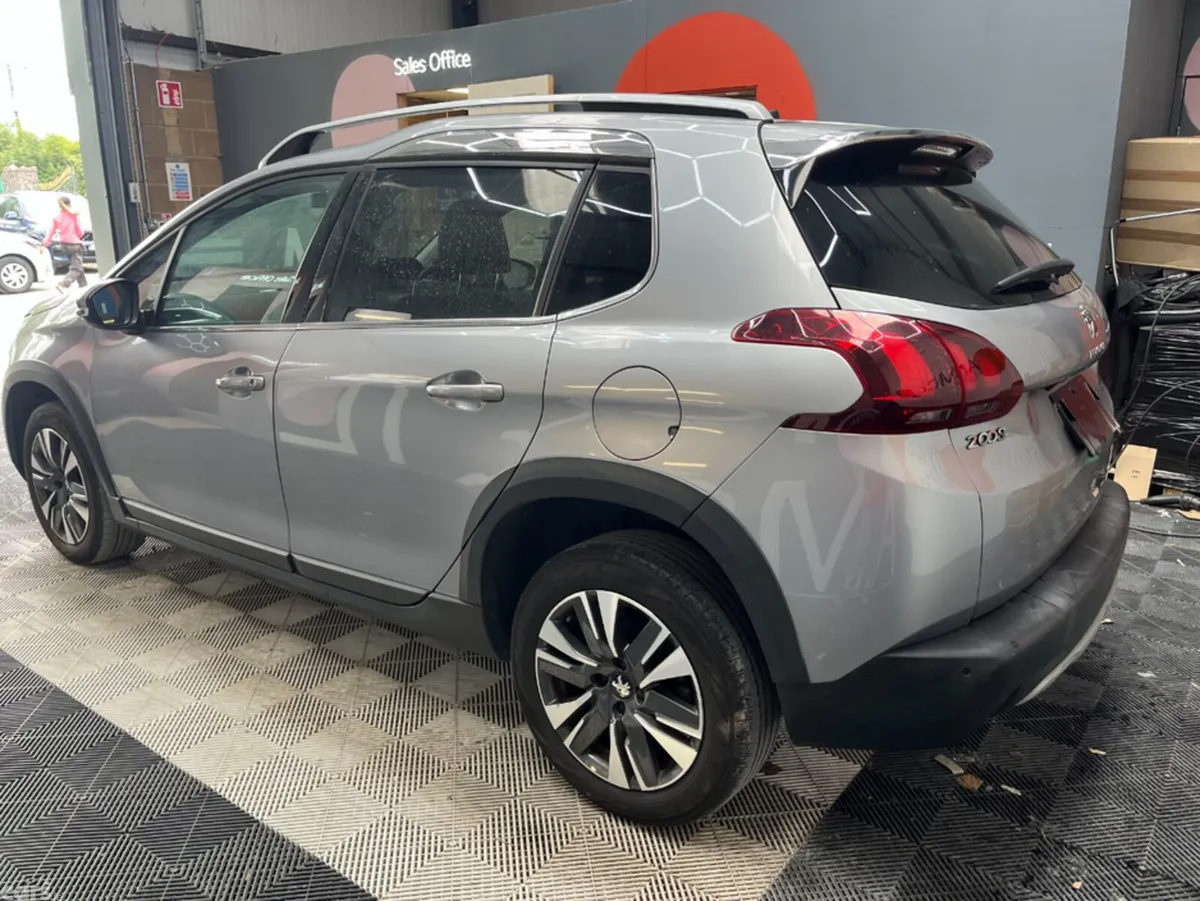 Peugeot 2008 SUV, Petrol, 2019, Silver