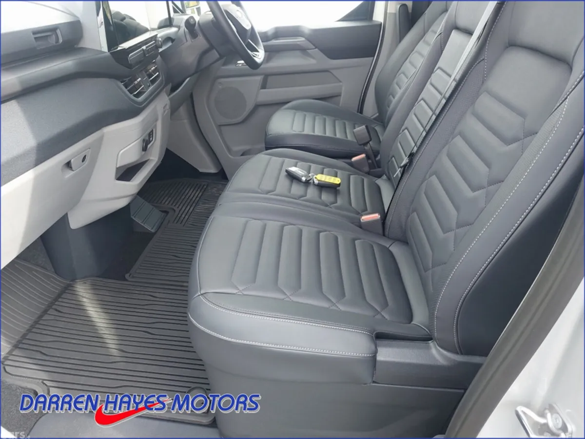 Ford Tourneo MPV, Diesel, 2026, Silver